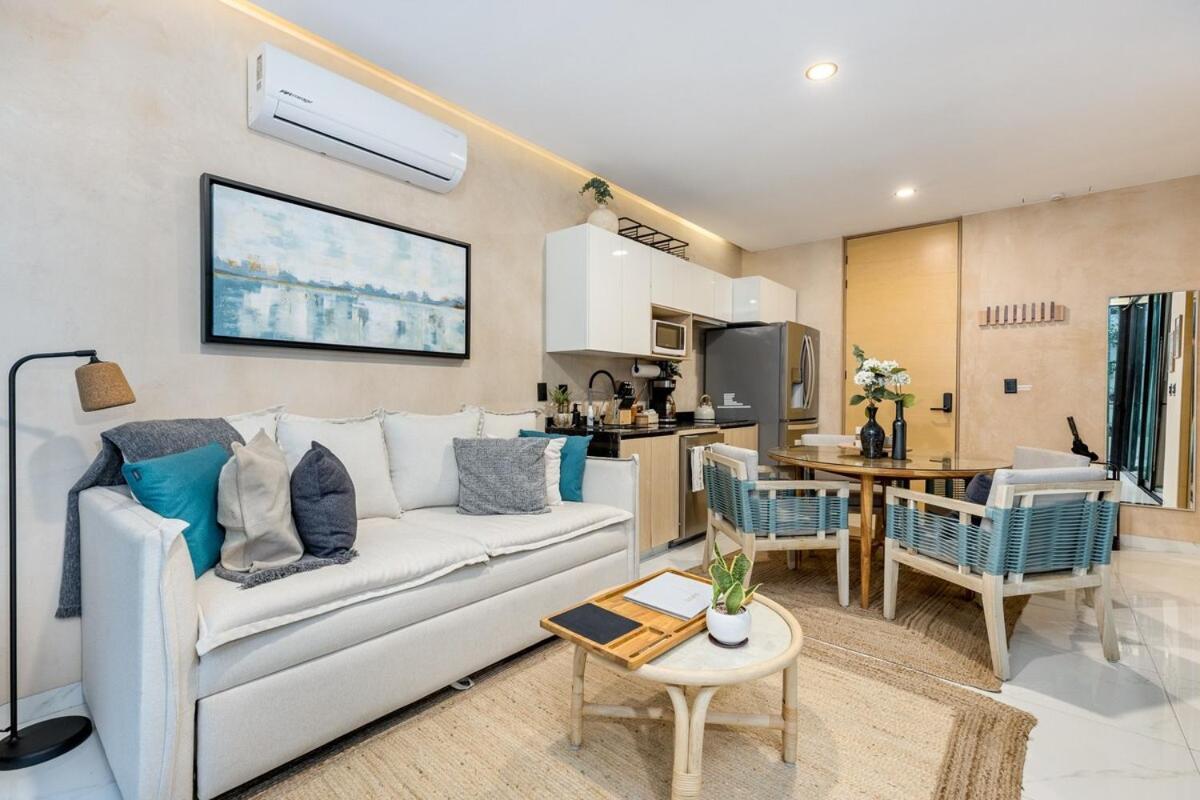 Luxurious 1bdr W King Bed, Private Dipping Pool And Infinity Pool With Ocean Views *