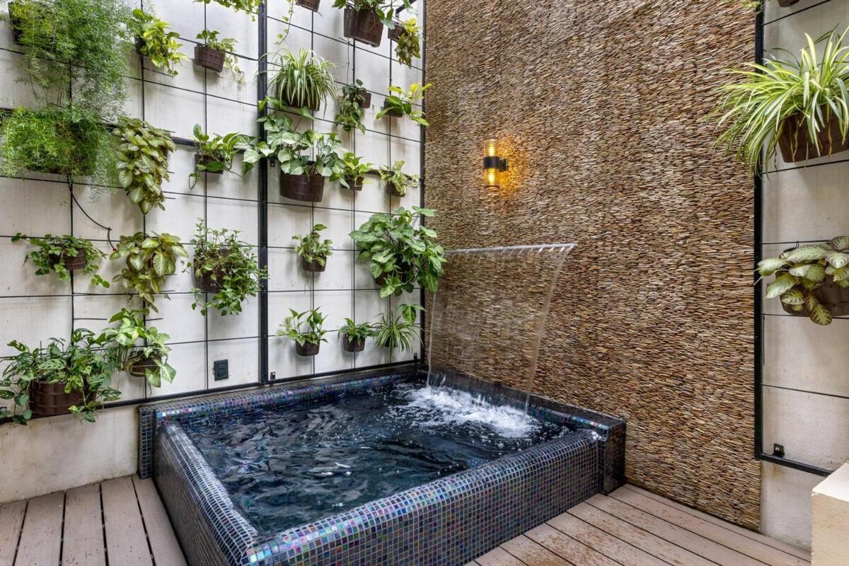 Luxurious 1bdr W King Bed, Private Dipping Pool And Infinity Pool With Ocean Views Apartment *